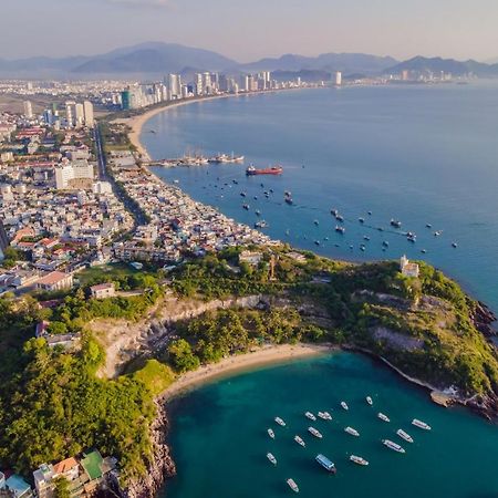 Olwen Hotel Nha Trang Bagian luar foto