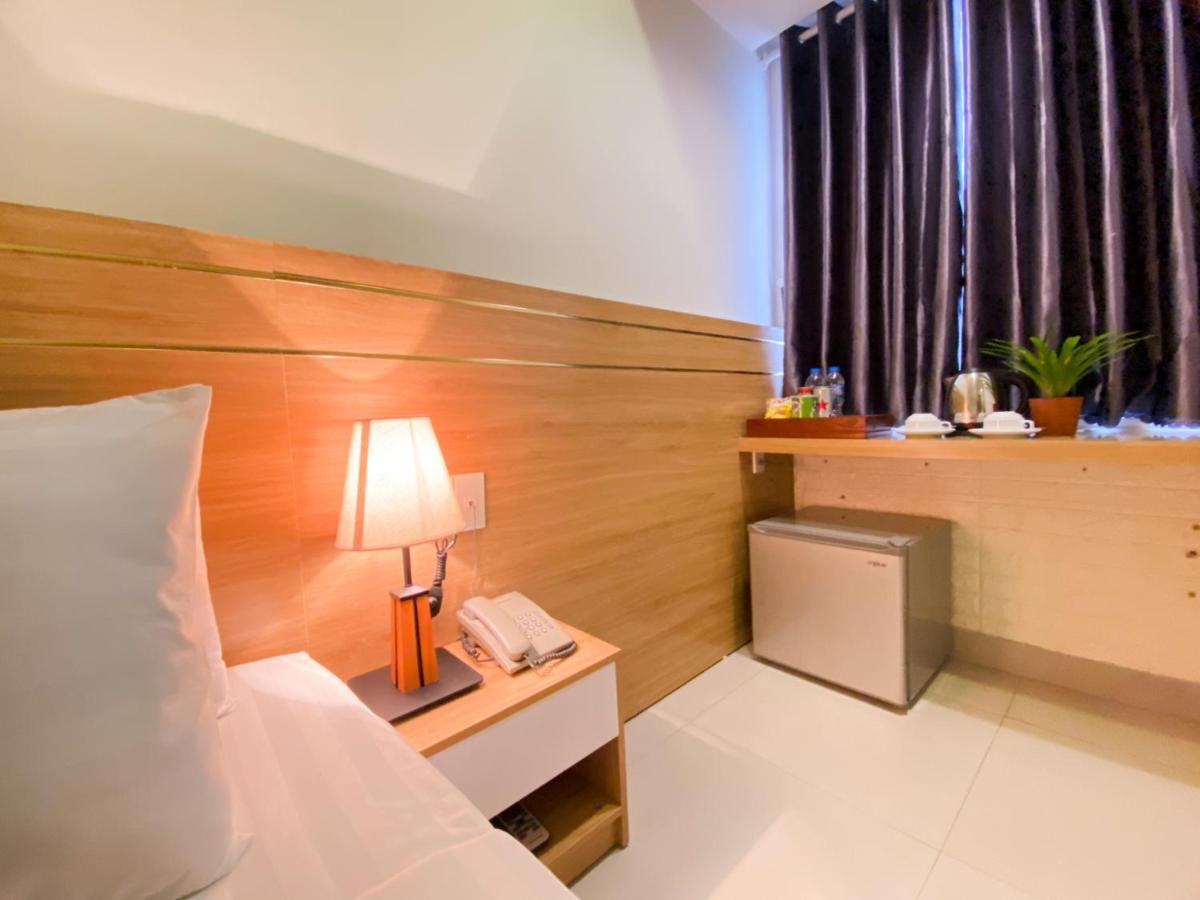 Olwen Hotel Nha Trang Bagian luar foto