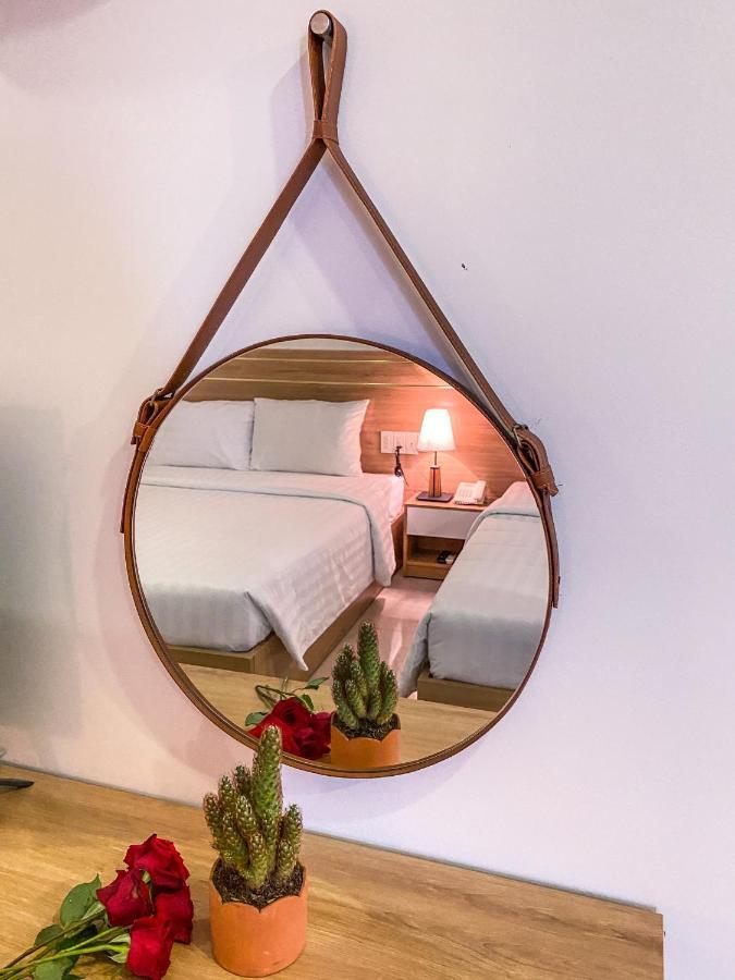 Olwen Hotel Nha Trang Bagian luar foto